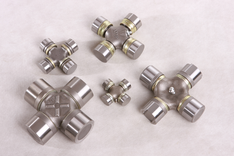 萬向(xiang)節十字(zi)軸-WY2533LS（804705K2）-φ39×118-鷹牌(pai)軸承