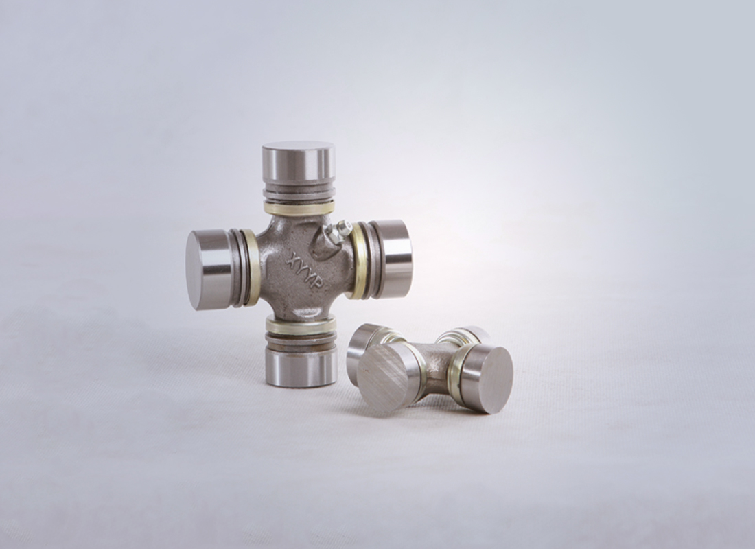 萬向節十(shi)字軸-CA1160K2萬向節-φ48×127-鷹(ying)牌軸承